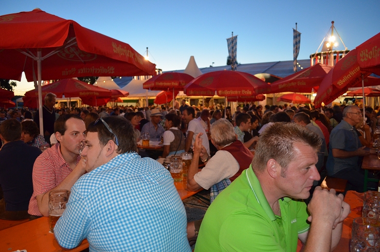 Ortenburger Volksfest-Festplatz
